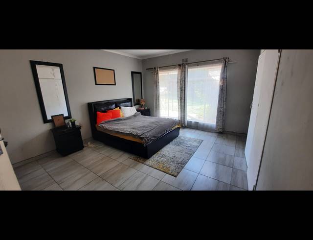 7 BEDROOM FREEHOLD FOR SALE IN ELSBURG